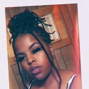 Meet your Posher, Libby